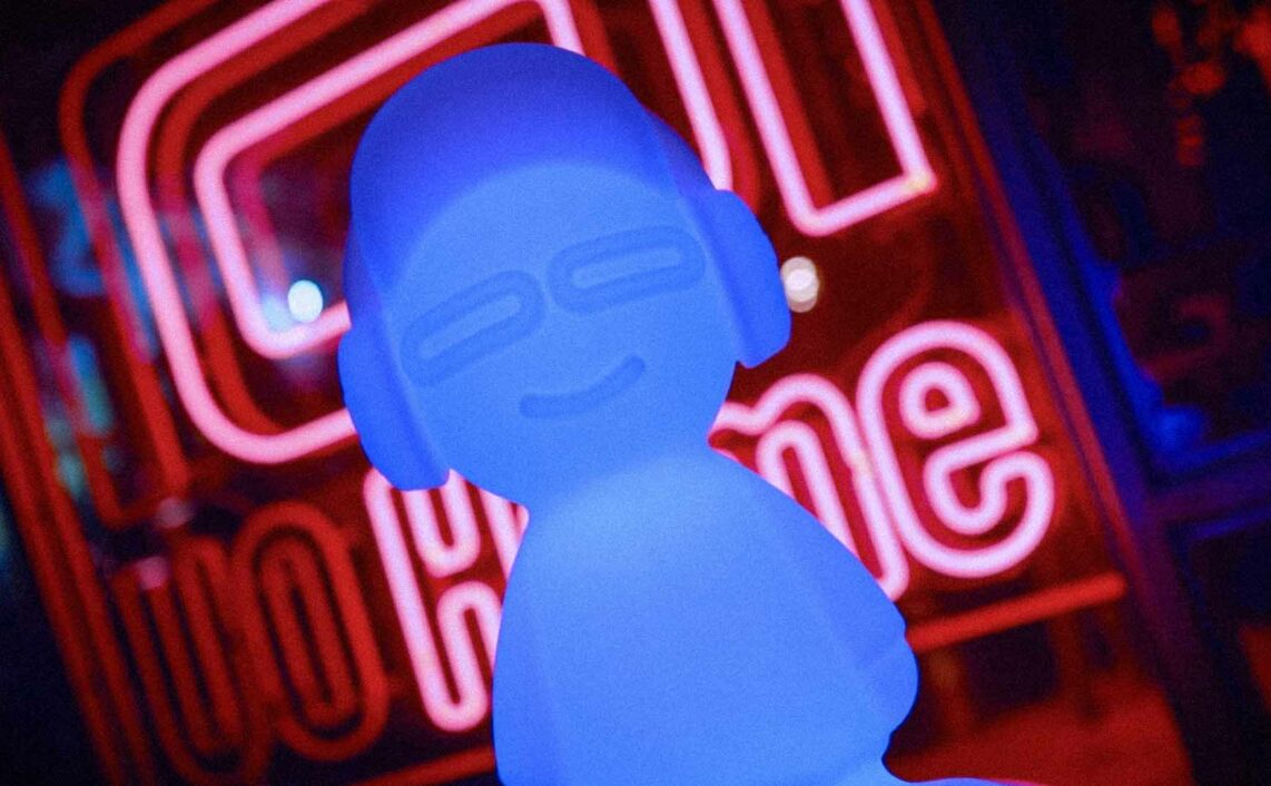 IDance Beat Boy speaker with neon lights for idance commercial